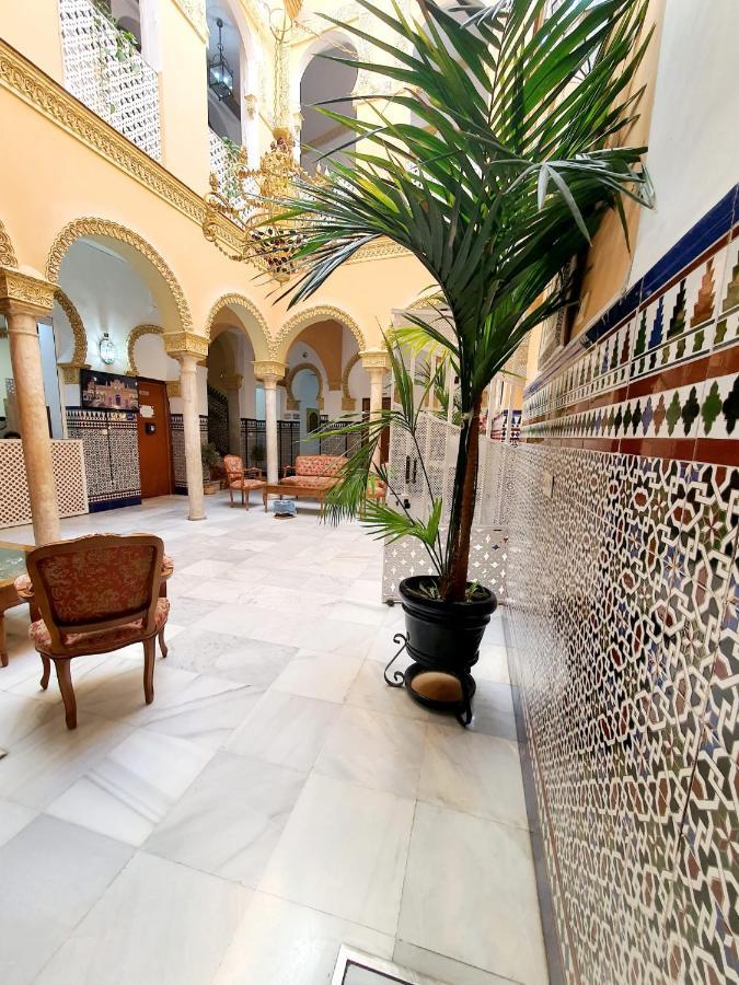 Hotel Zaida Sevilla Bagian luar foto